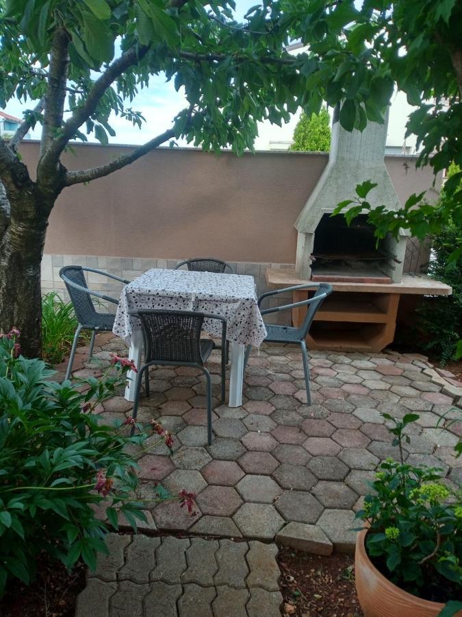 Apartmani Alma Pula Exteriér fotografie