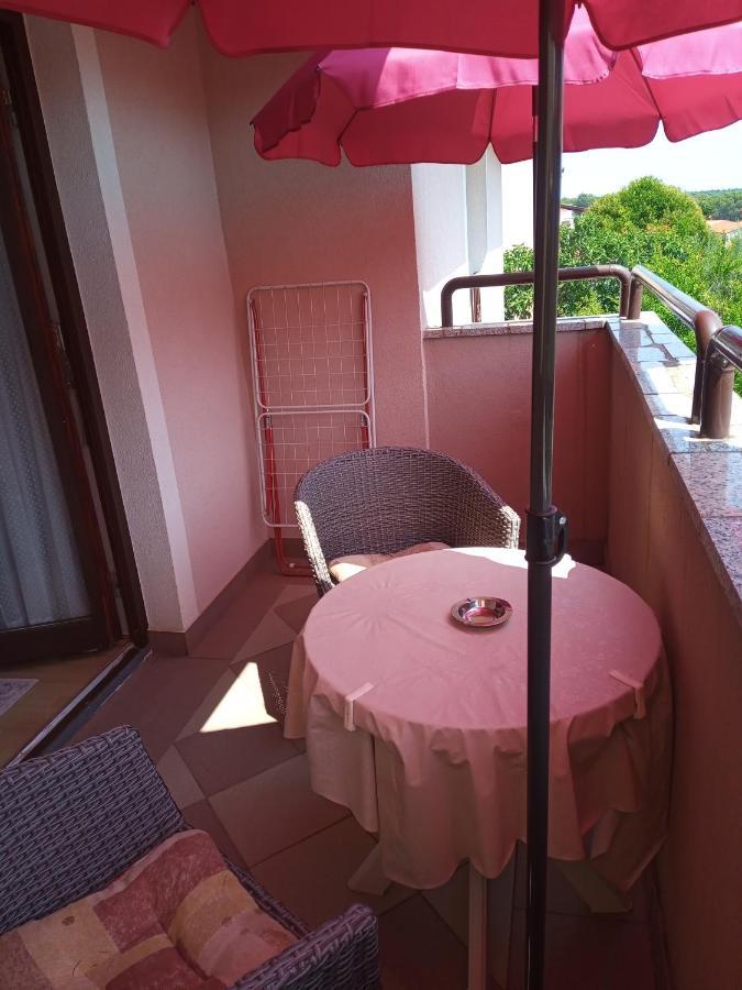 Apartmani Alma Pula Exteriér fotografie