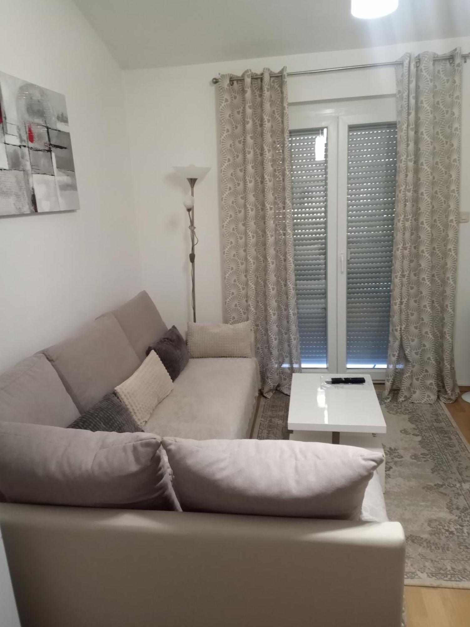 Apartmani Alma Pula Exteriér fotografie